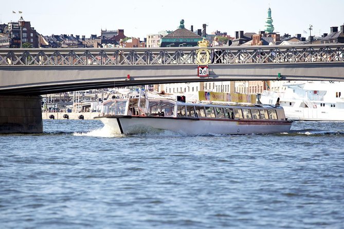 Stockholm Hop-On Hop-Off Sightseeing Cruise - Stop 1 and 9: The Royal Palace