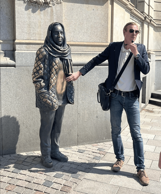 Stockholm: Modern City Walking Tour with Local Guide - Key points to know before you book