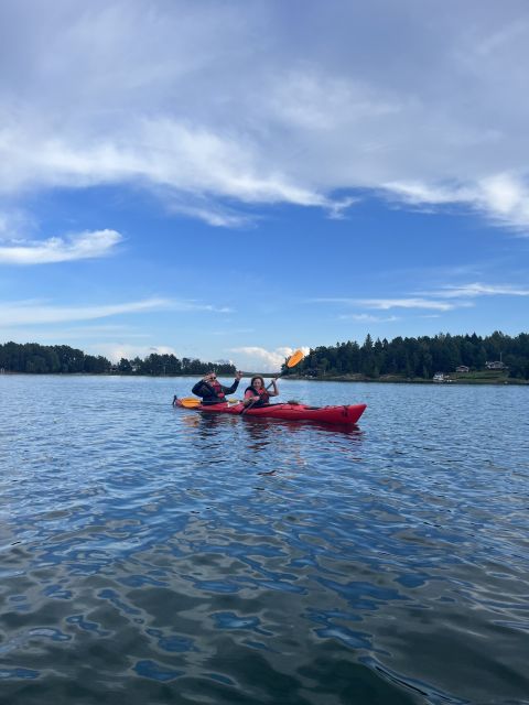 Stockholm: Morning Kayak Tour in the Archipelago with Lunch - Two hours among islands and rocky shores
