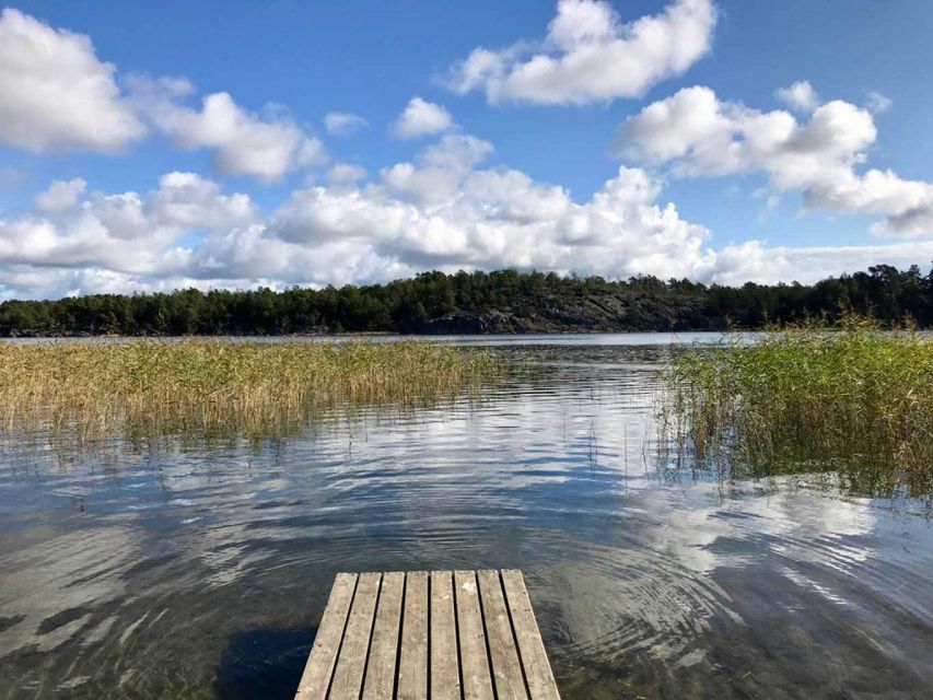 Stockholm: Morning Kayak Tour in the Archipelago with Lunch - Lunch beside the Baltic Sea