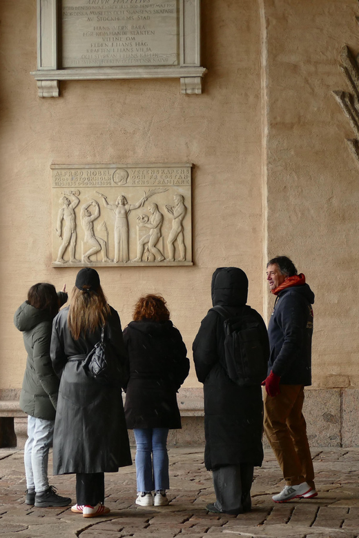 Stockholm Must See: City Hall, Gamla Stan and Vasa Museum - Who should book this Stockholm tour?
