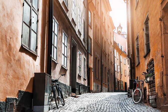 Stockholm Old Town Gamla Stan, Historic Walking Tour, Small group - Storkyrkan and Sweden’s religious past