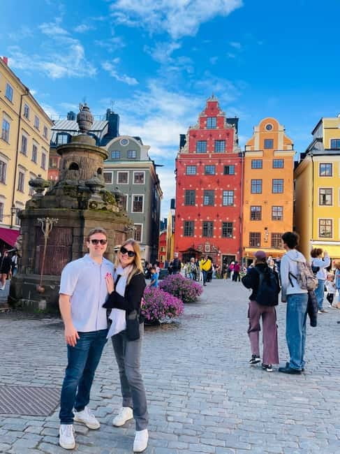 Stockholm: Old Town Guided Walking Tour (English / Deutsch) - Mårten Trotzigs Gränd, Stockholm’s narrow passage