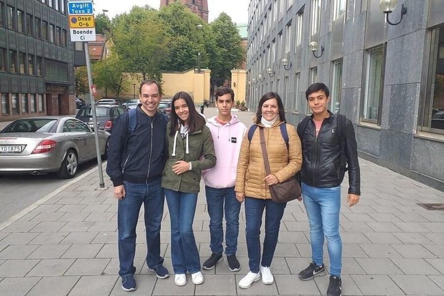 Stockholm : Old Town private Walking Tour with a guide - The Royal Palace and Stockholm’s working monarchy