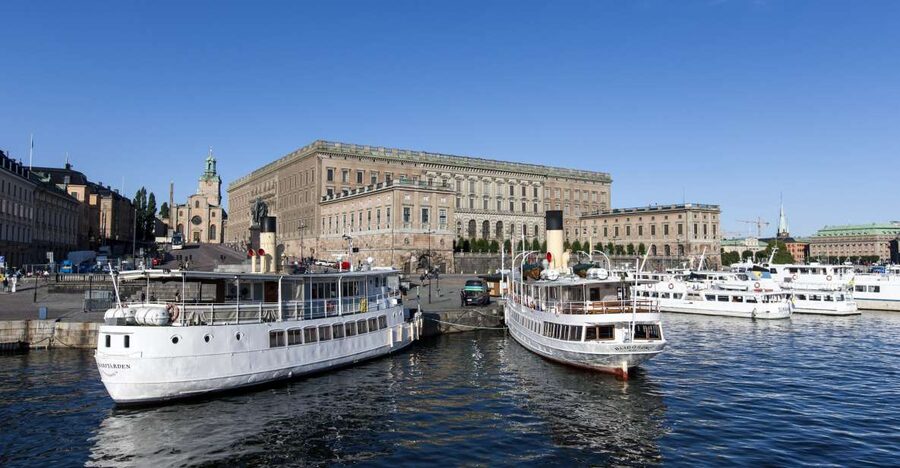 Stockholm: Old Town Walking Tour w/ Vasa Museum & Boat Ride - Starting at the Gustav III Obelisk