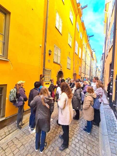 Stockholm: Old Town Walking Tour with Local Guide - Key points at a glance