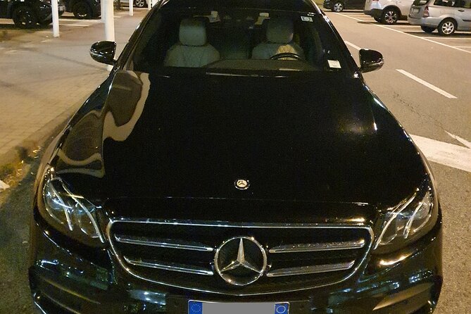 Stockholm Port to Stockholm Arlanda Airport (ARN) - Departure Private Transfer - Who should book this transfer