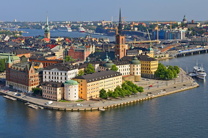 Stockholm Private Group Walking Tour | 3 Hours - History, culture, and architecture in one walk