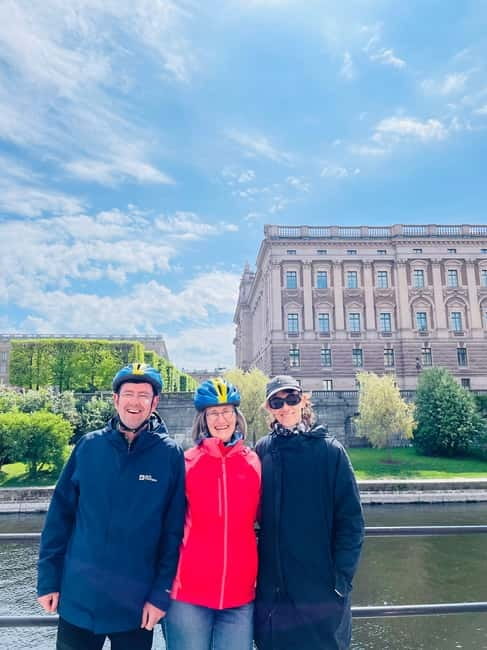 Stockholm's Best Bike Tour! (English / Deutsch) - Kungsträdgården and the government district
