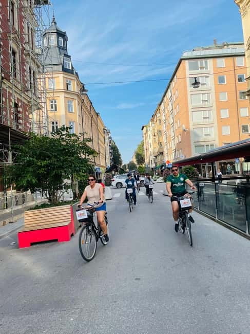 Stockholm's Best Bike Tour! (English / Deutsch) - Why this bike tour is a smart first look at Stockholm