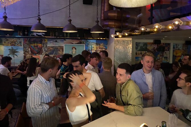 Stockholm's Best Pub Crawl - A five-hour route with a large social group