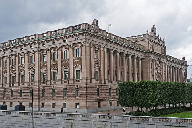 Stockholm Self-Guided Murder Mystery Tour by the Royal Palace - Turning Gamla Stan into a murder mystery