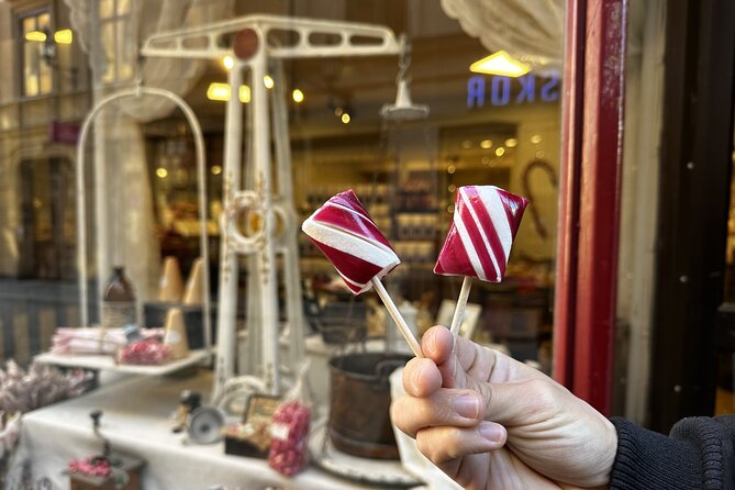 Stockholm Small Group Food Tour with 7 Classic Food Tastings - Gamla Stan and Riddarholmen bring candy and the secret dish