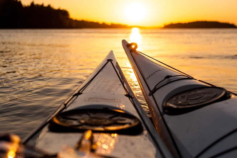 Stockholm: Sunset Archipelago Kayaking & Toast on the Water - Weather, clothing, and comfort
