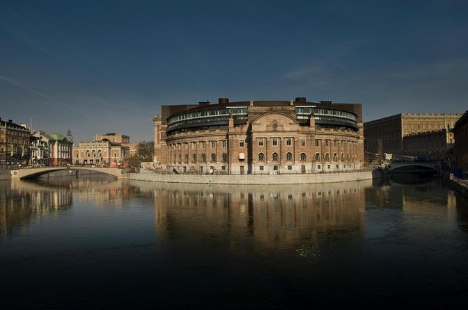 Stockholm Syndrome Private Walking Tour - Key points at a glance