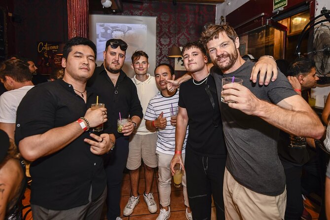 Stockholm: The Original Pub Crawl with Shots + VIP Club Access - The social side of a group of up to 100