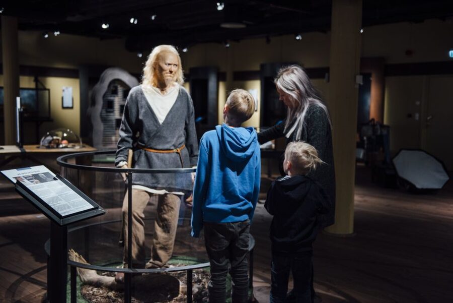 Stockholm: The Viking Museum Exhibition and Viking Ride - Browse the shop after the ride