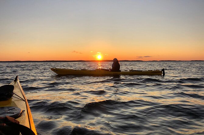 Sunset Kayak Tour in the Stockholm Archipelago + Swedish Fika - Why sunset is the right time for an archipelago paddle