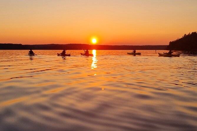 Sunset kayak tour with fika on Stockholms lakeside - Sunset on Mälaren, away from Stockholm’s center