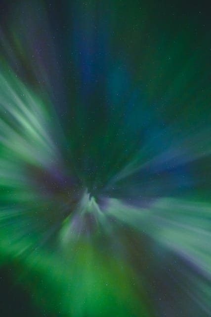 Svolvær: Experience the Magic of the Northern Lights! - Pickup in Svolvær and return after five hours