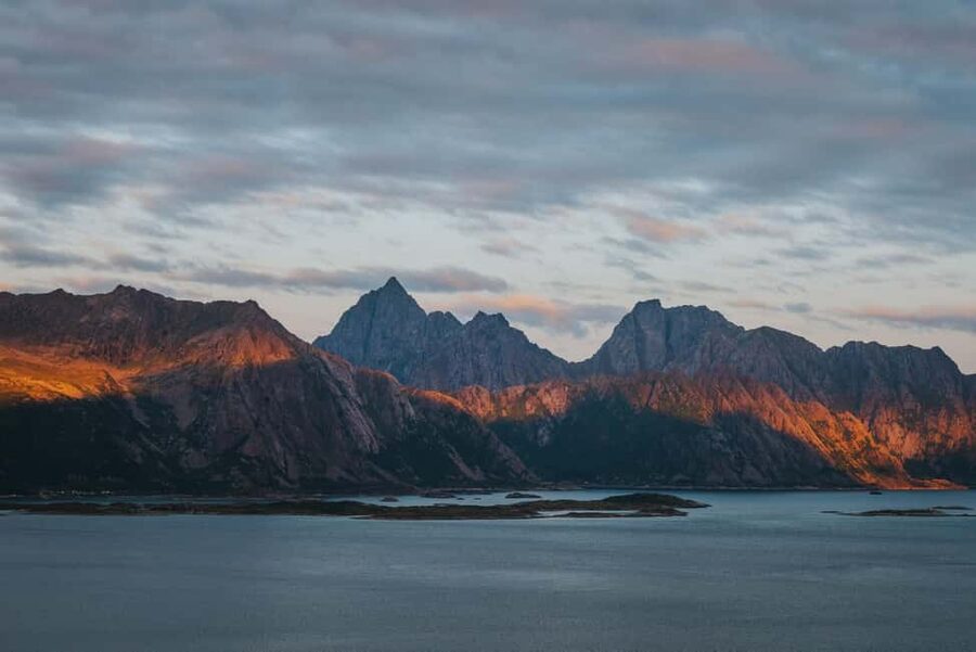Svolvær: Lofoten Scenic Sightseeing Tour: Half day tour - Who will get the most from the $152 price