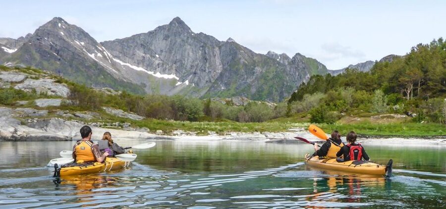 Svolvaer: Sea Kayaking Experience - Why kayaking gives you a different view of Svolvær