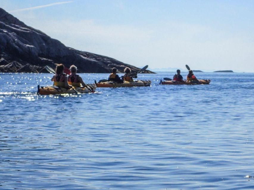 Svolvaer: Sea Kayaking Experience - Meeting the guide and getting set up