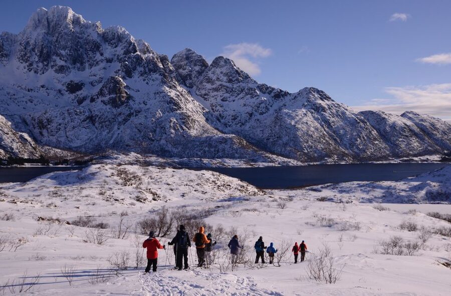 Svolvær: Snowshoe Nature Explorer - Clothing and boots: the detail you should not overlook