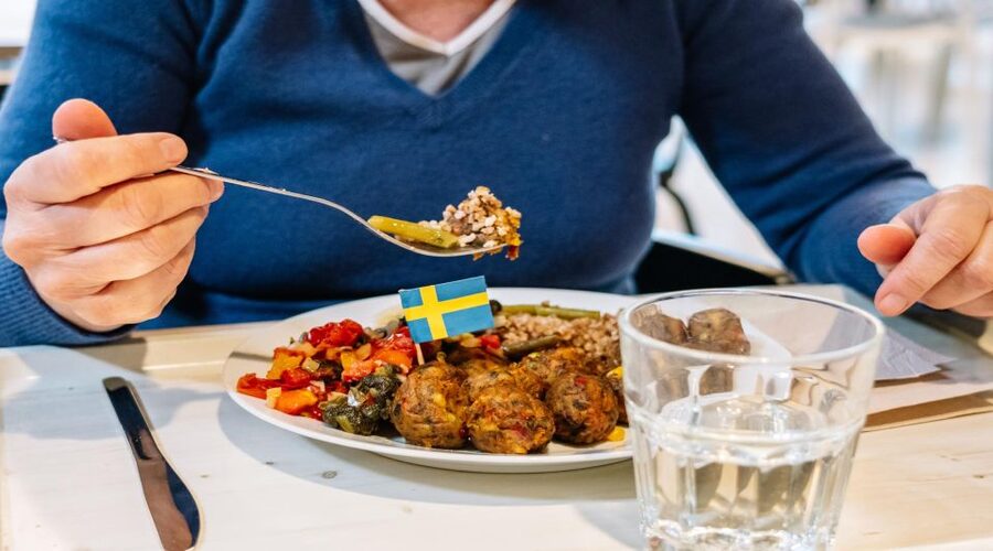 Swedish Beer Tasting Tour in Stockholm Old Town Pubs - The 2-hour tasting: four beers and two venues