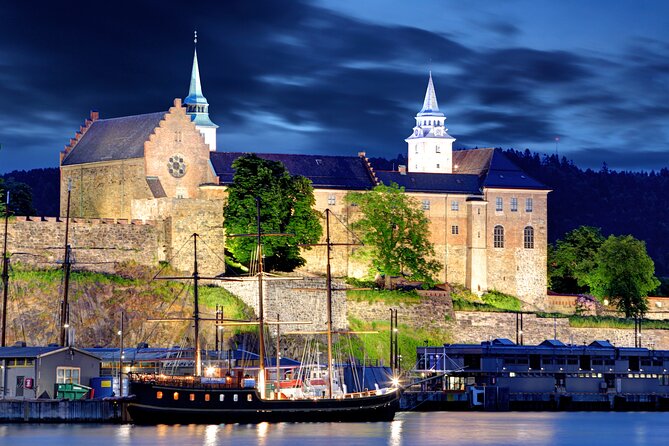 The Essential Oslo Private Walking Tour - Starting at City Hall and Oslo’s civic center