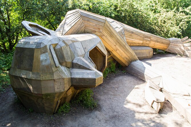 The Forest Tower and Forgotten Giants-A day tour from Copenhagen - Meeting Hill Top Trine in Hvidovre