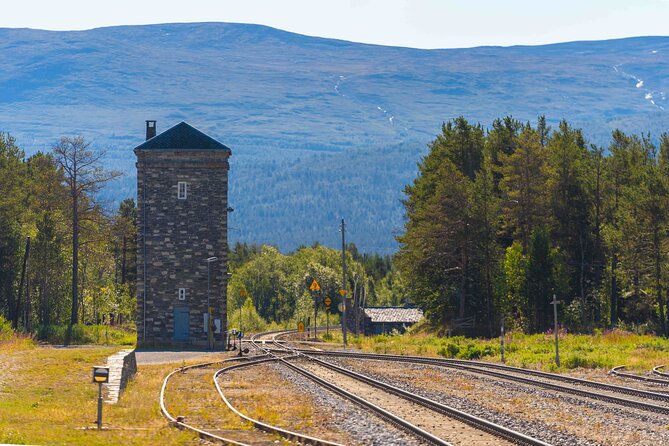 The Golden Train on Rauma Railway in Romsdalen - What happens during the Bjorli stop