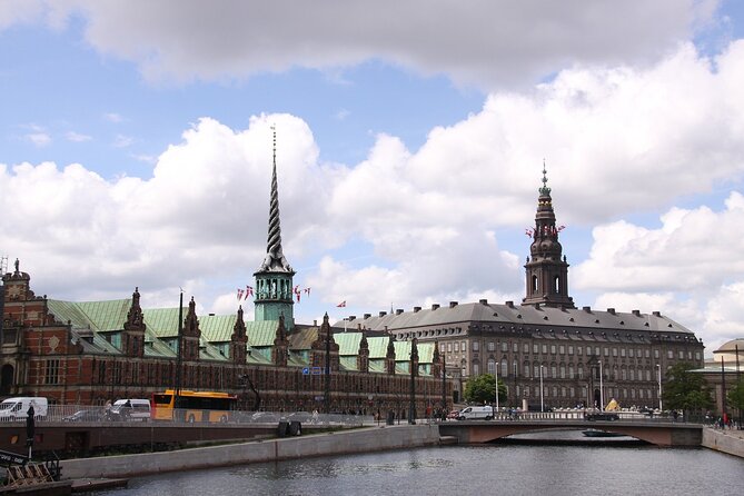 The Murder by Christiansborg Palace: Interactive Mystery Hunt - Christiansborg Palace gives the mystery its setting