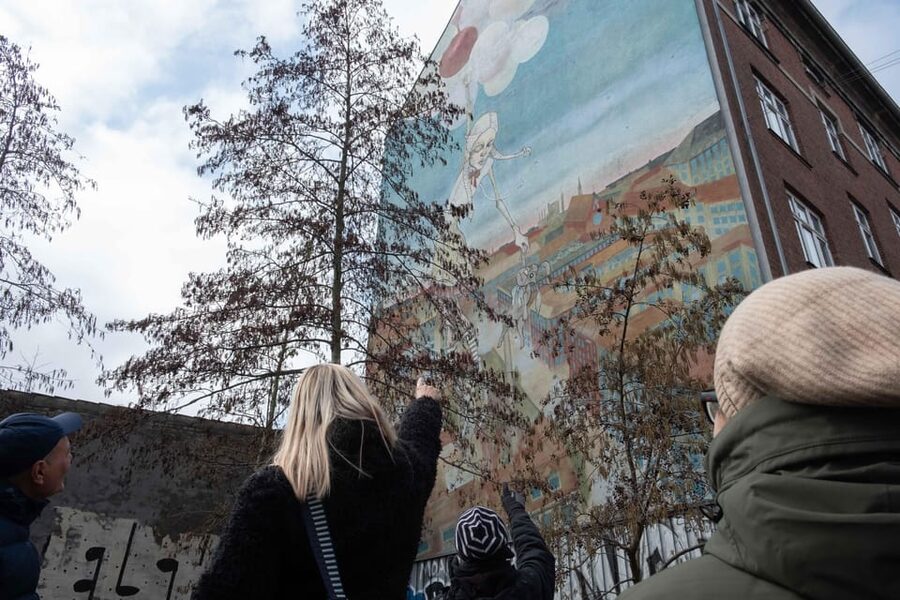 The Nørrebro Street Art & Food Tour - Bananna Park and art in public space