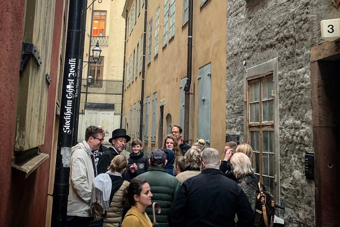 The Original Stockholm Ghost Walk and Historical Tour - Gamla Stan - Guides who make the walk feel like theater