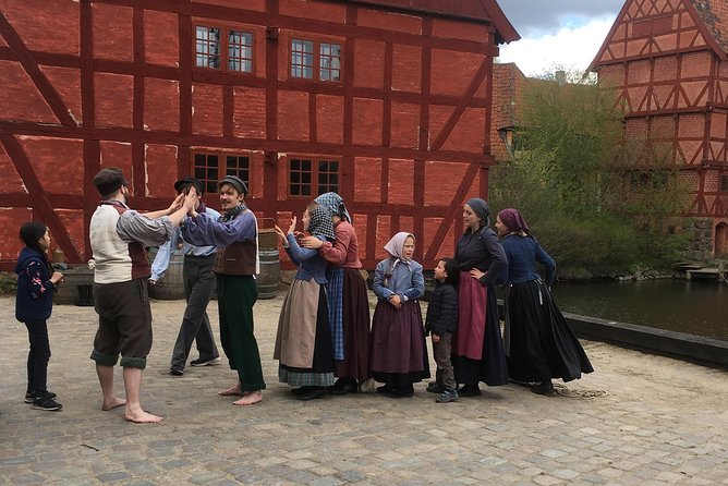Time travel in Aarhus - Renaissance buildings and the shape of Danish life