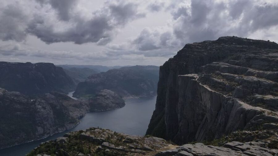 Trolltunga Helicopter & Waterfalss Sightseeing From Bergen - Skjervefossen, a quiet first stop