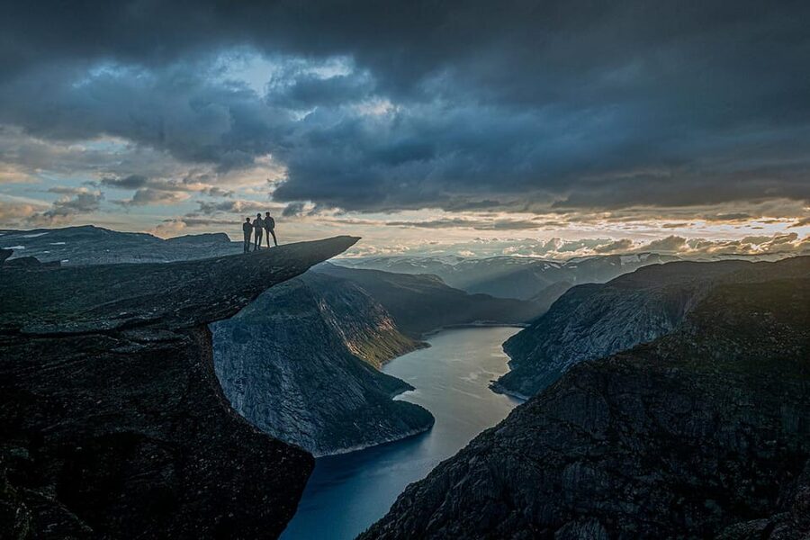 Trolltunga: Trolltunga Sunset Glamping - Season, weather, and physical demands