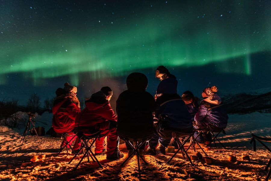 Tromsø: Aurora Tour with Photos, Campfire and Arctic Food - Thermal suits help, but your footwear still matters