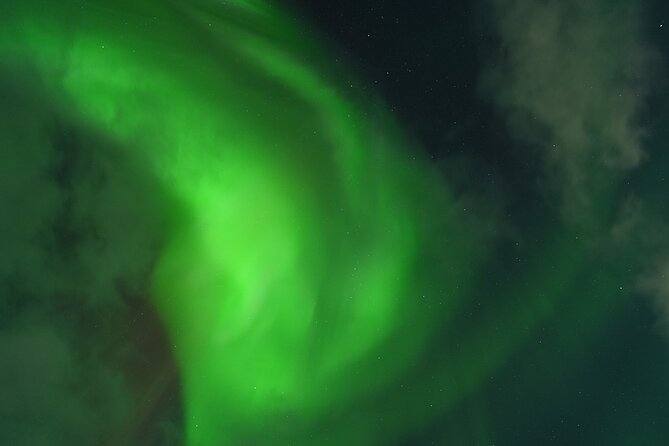 Tromsø: English/Spanish Aurora Pathfinder Tour with Photos - What the equipment includes, and what you must bring