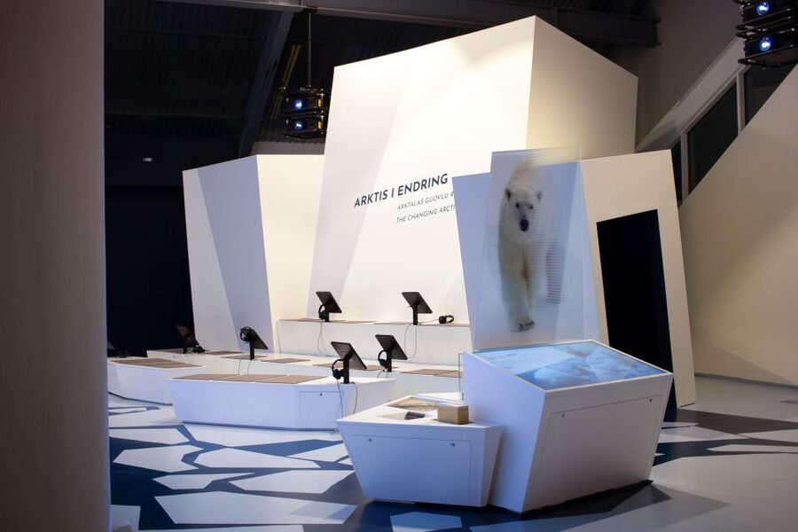 Tromsø: Entrance Ticket to Polaria - Three films, three different views of the Arctic