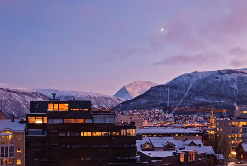 Tromso: Express Walk with a Local in 60 minutes - How the six-person limit changes the experience