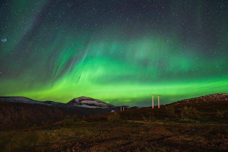 Tromso: Express Walk with a Local in 60 minutes - Starting at Tromsø Cathedral, or Domkirka