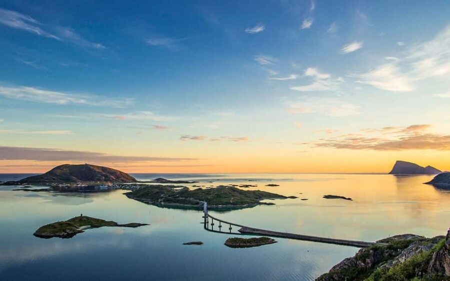 Tromso: Fjord Arctic Adventure Expedition - Stops for photographs, fresh air, and quiet beaches