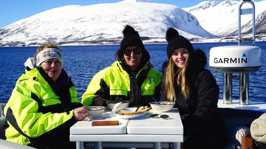 Tromsø: Fjord Cruise by Luxury Yacht - Boarding, hot drinks, and getting ready for the cold