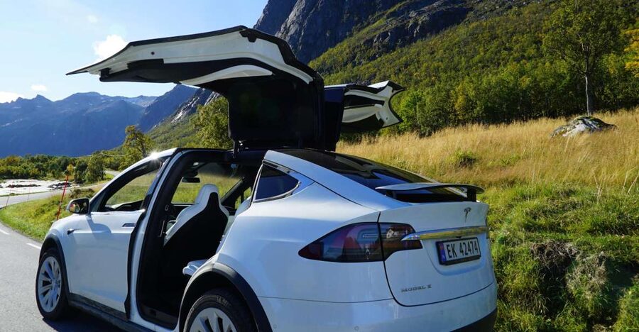 Tromsø: Fjord Sightseeing in a Tesla X Luxury Electric Car - Kaldfjord and the first wide mountain views