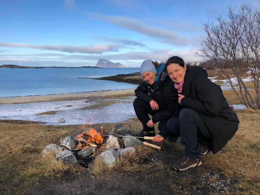 Tromsø: Fjords & Beaches Tour with Campfire and Arctic Food - How the guide handles bad weather