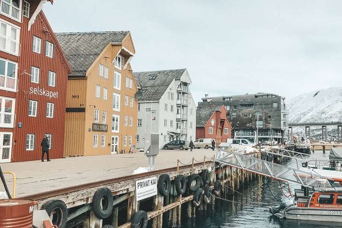 Tromsø: In the footsteps of Roald Amundsen - The old pub and the working port atmosphere