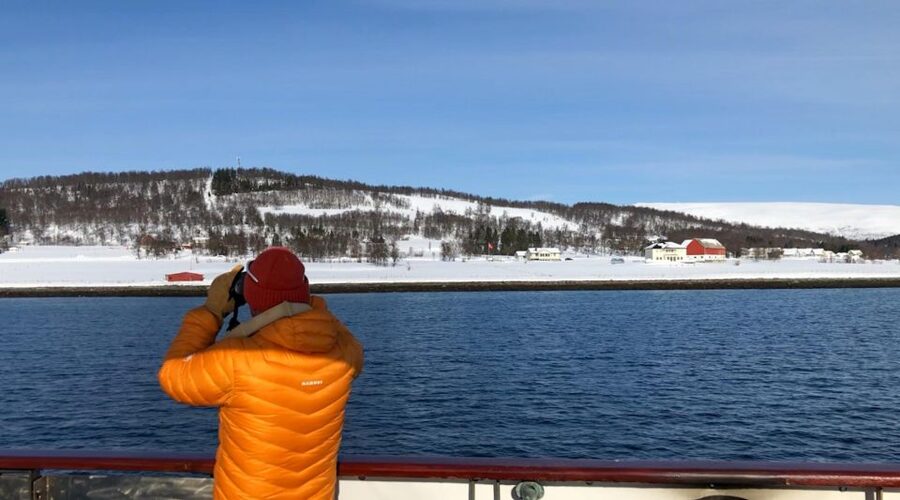 Tromsø: Luxury Polar Fjord Cruise w/ Hot Tub & Polar Plunge - The hot tub and Arctic sea plunge