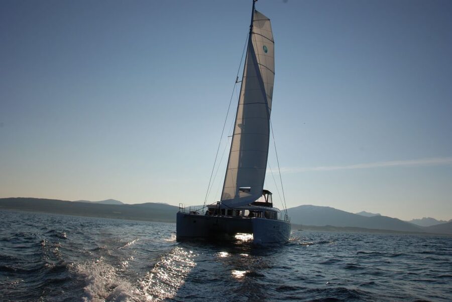 Tromsø: Midnight Sun Cruise in a Luxury Catamaran - Watching the midnight sun turn the sky gold